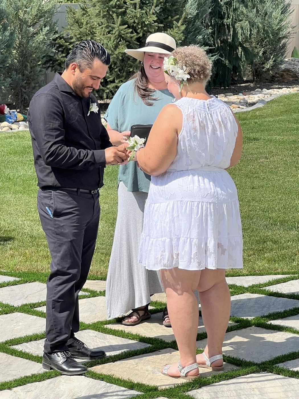 Real wedding officiated by 208 Officiant
